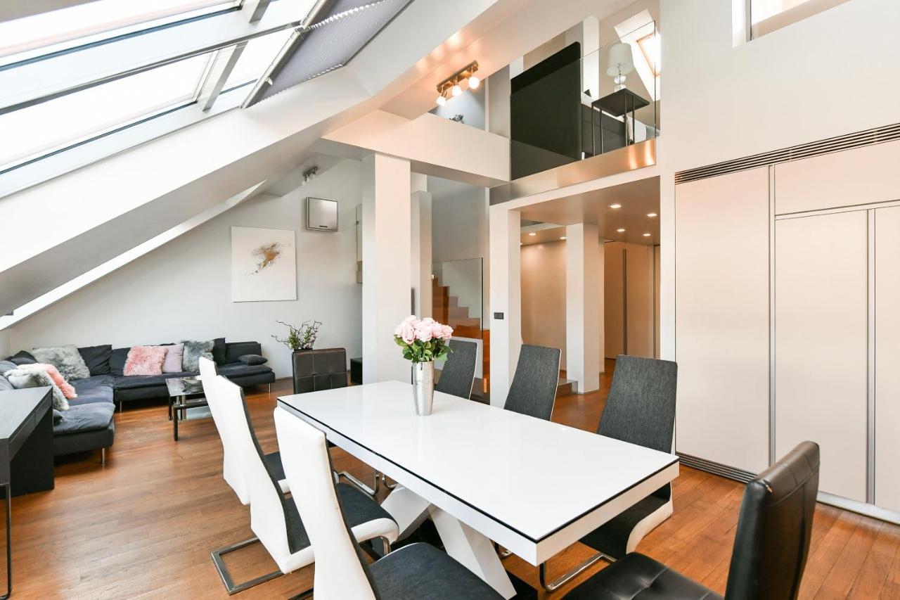 Luxury Central Duplex With Terrace Prague Exterior photo